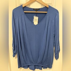 CABLE & GAUGE, Women’s NWT Royal Blue Top, Size S